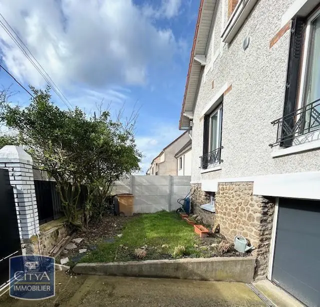 Photo 1 Maison 5 pièces 85m²