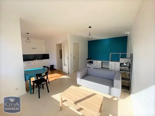 Photo 1 Appartement 1 pièce 35.39m²