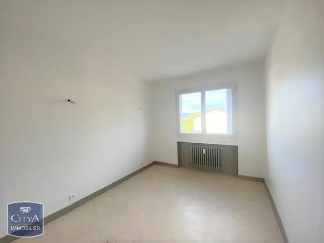 Photo 3 Appartement 4 pièces 74.4m²