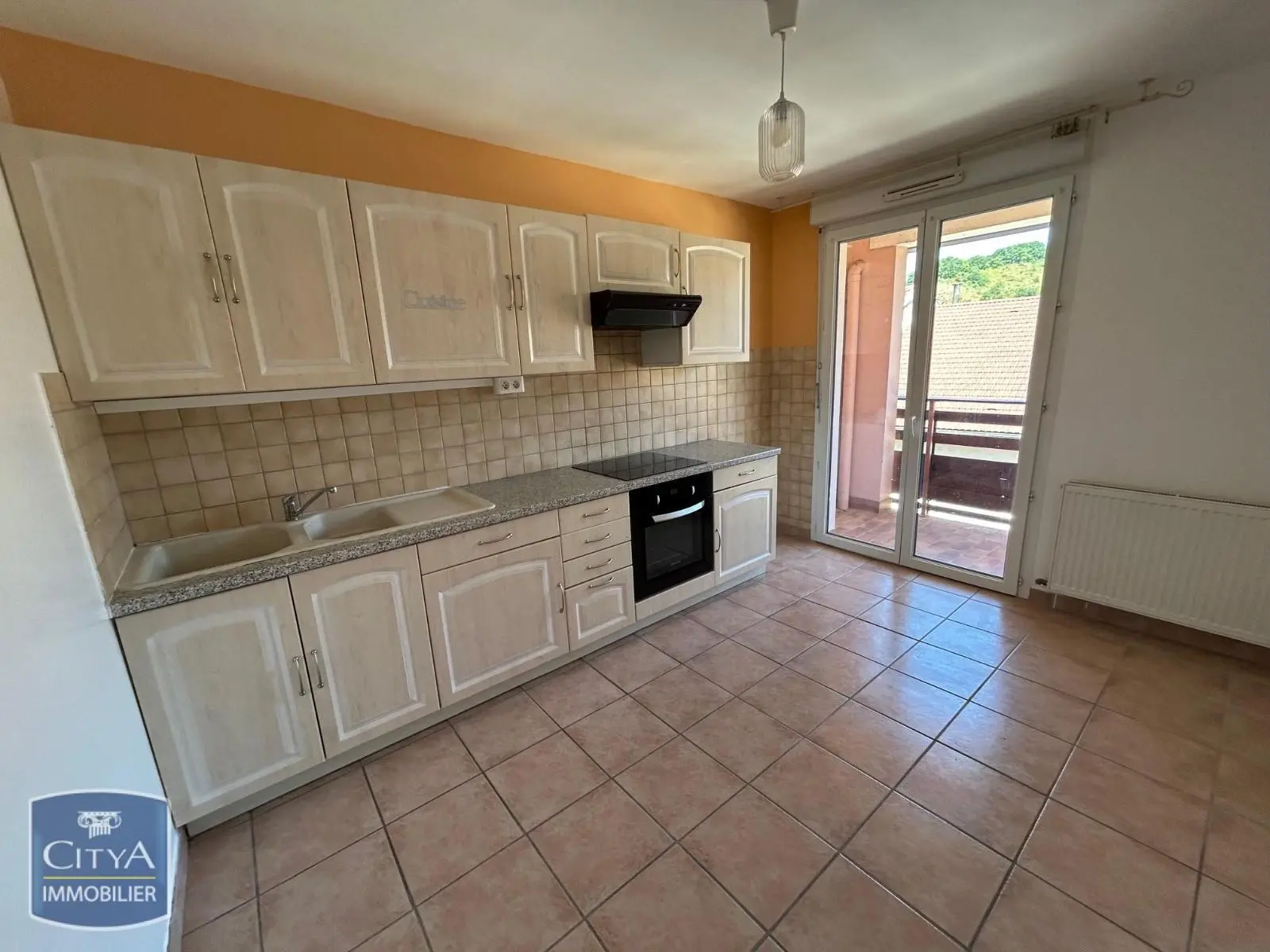 Photo 2 Appartement 4 pièces 75.23m²