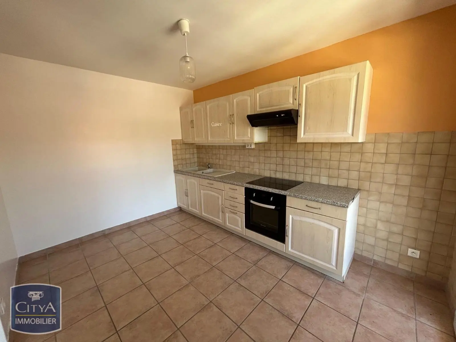 Photo 1 Appartement 4 pièces 75.23m²
