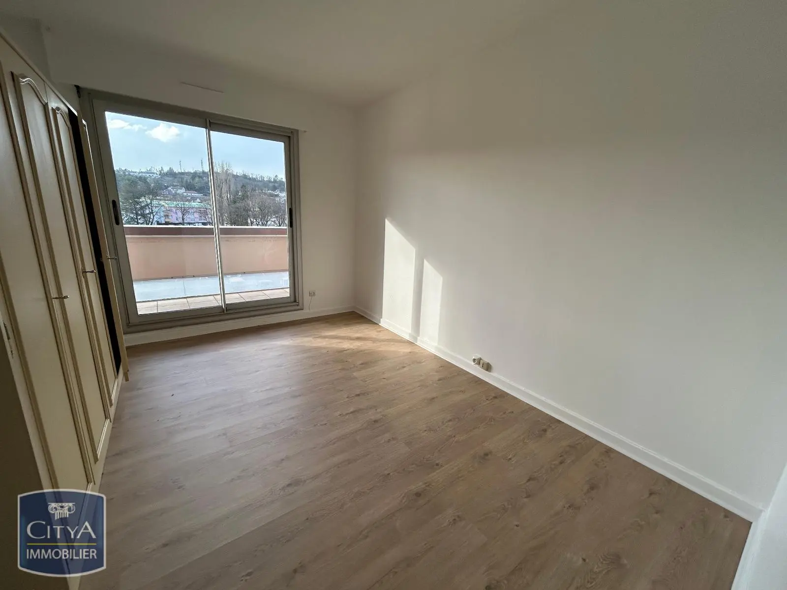 Photo 2 Appartement 2 pièces 63.68m²