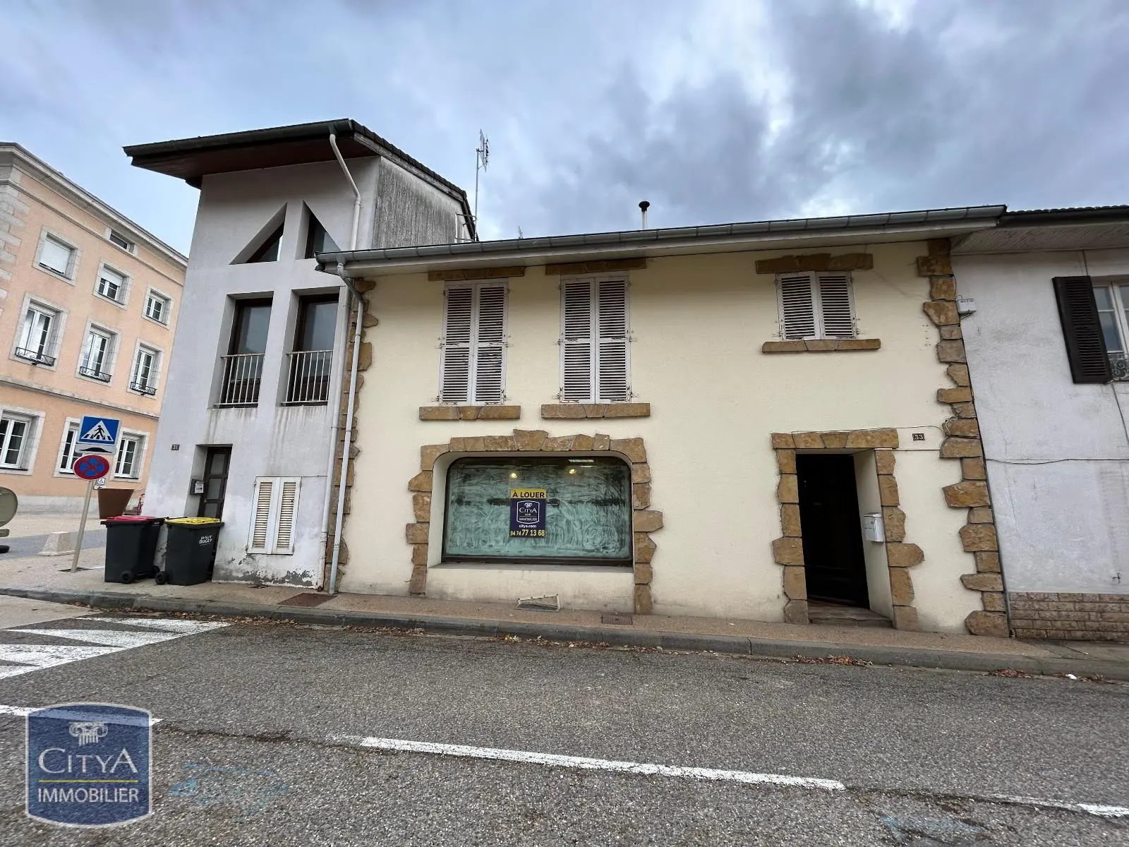 Photo 11 Local Commercial