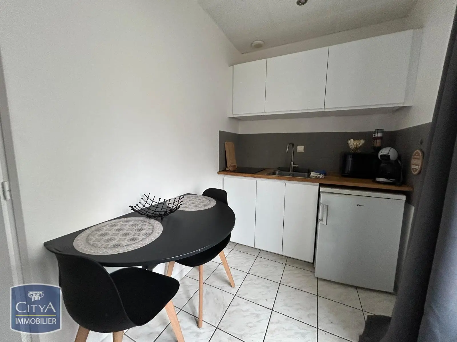 Photo 2 Appartement 1 pièce 31.1m²