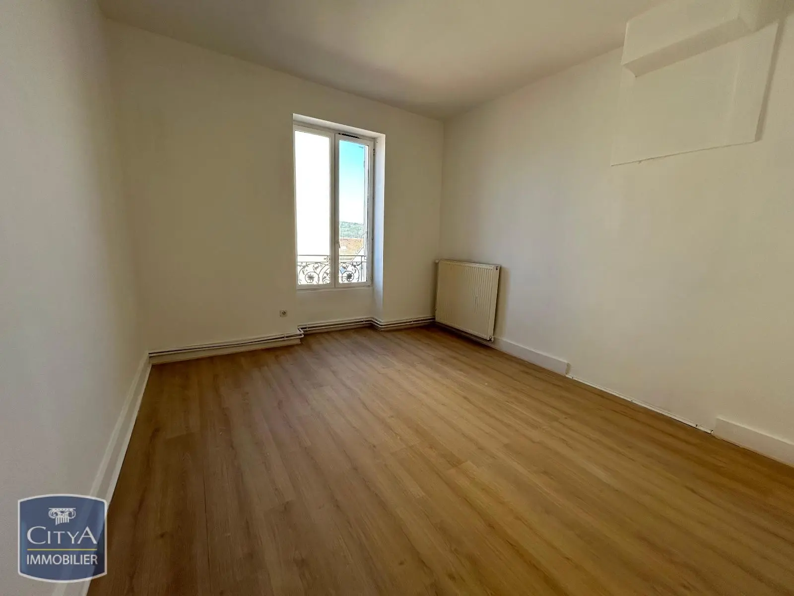 Photo 3 Appartement 4 pièces 98m²