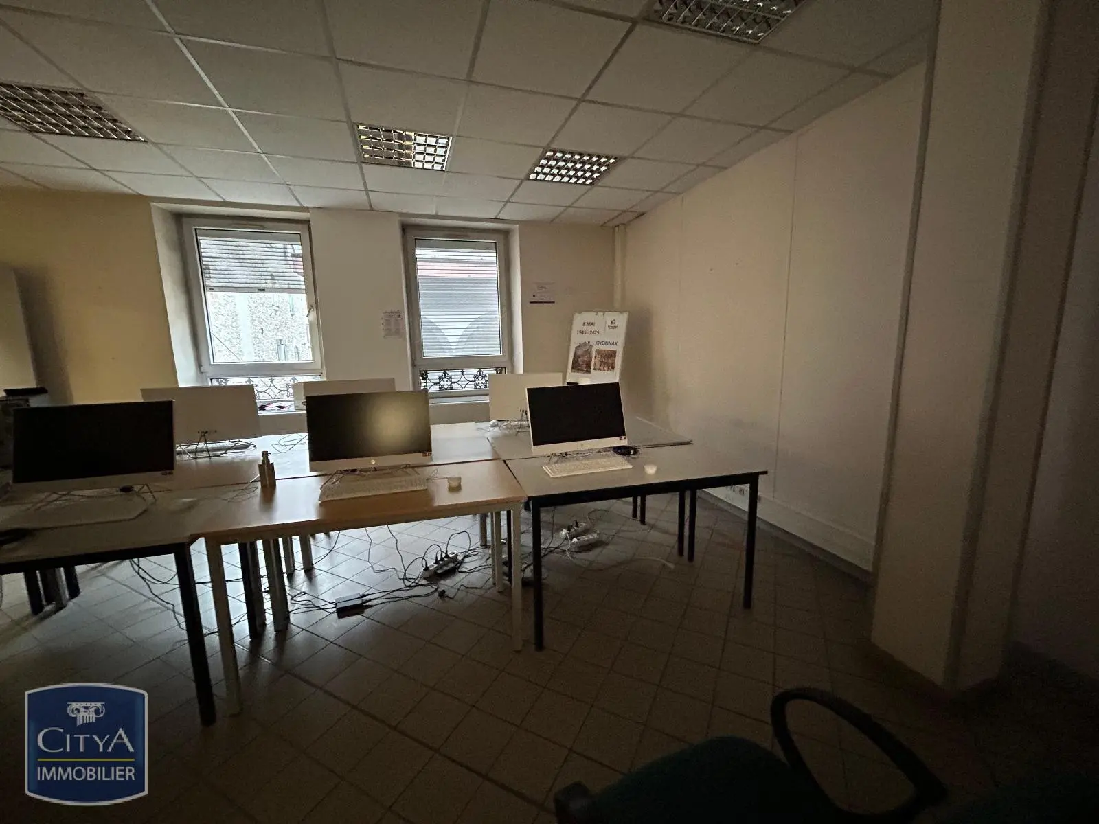 Photo 9 Local Commercial 230m²