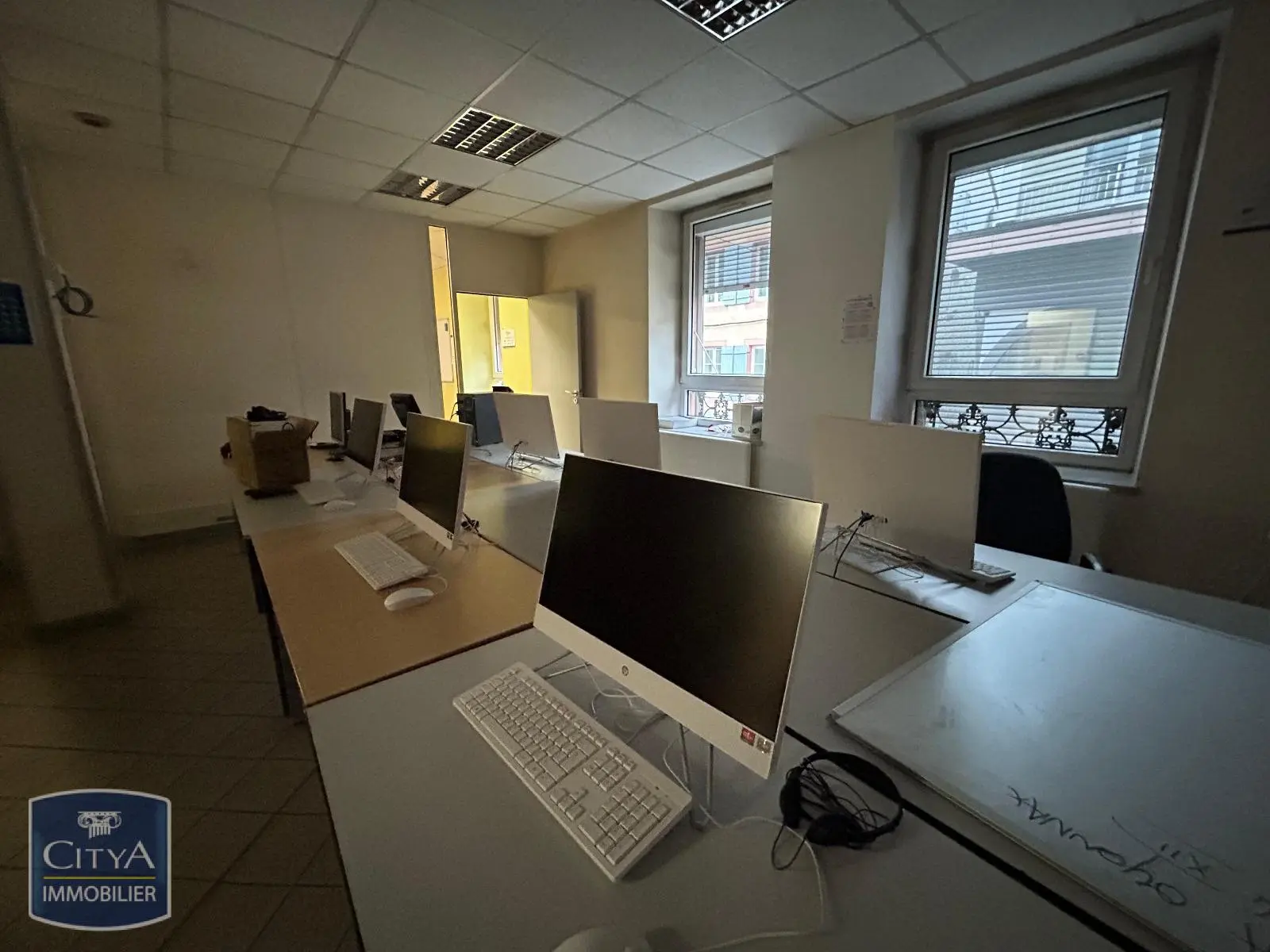 Photo 10 Local Commercial 230m²