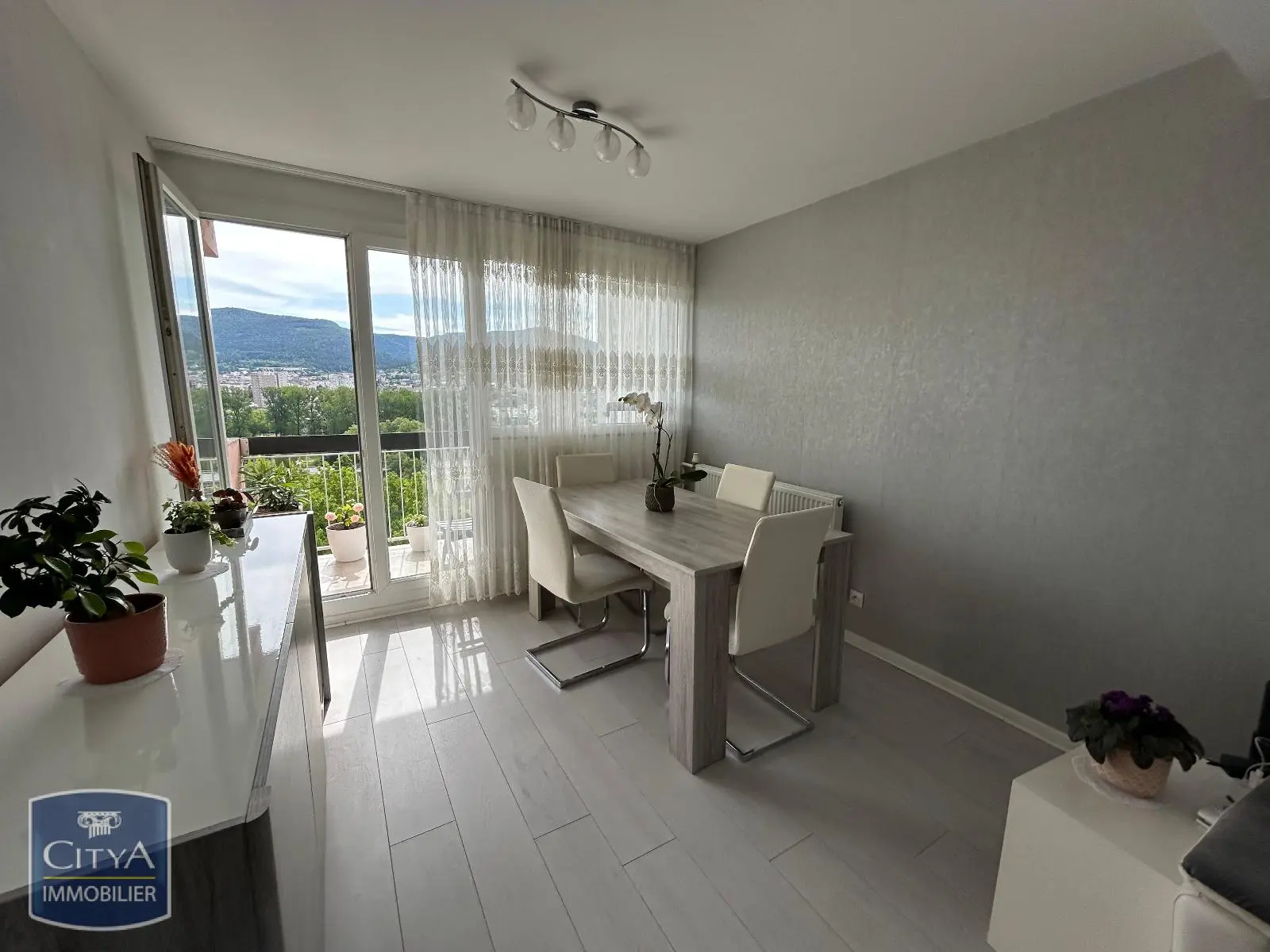 Photo 2 Appartement 3 pièces 71.5m²