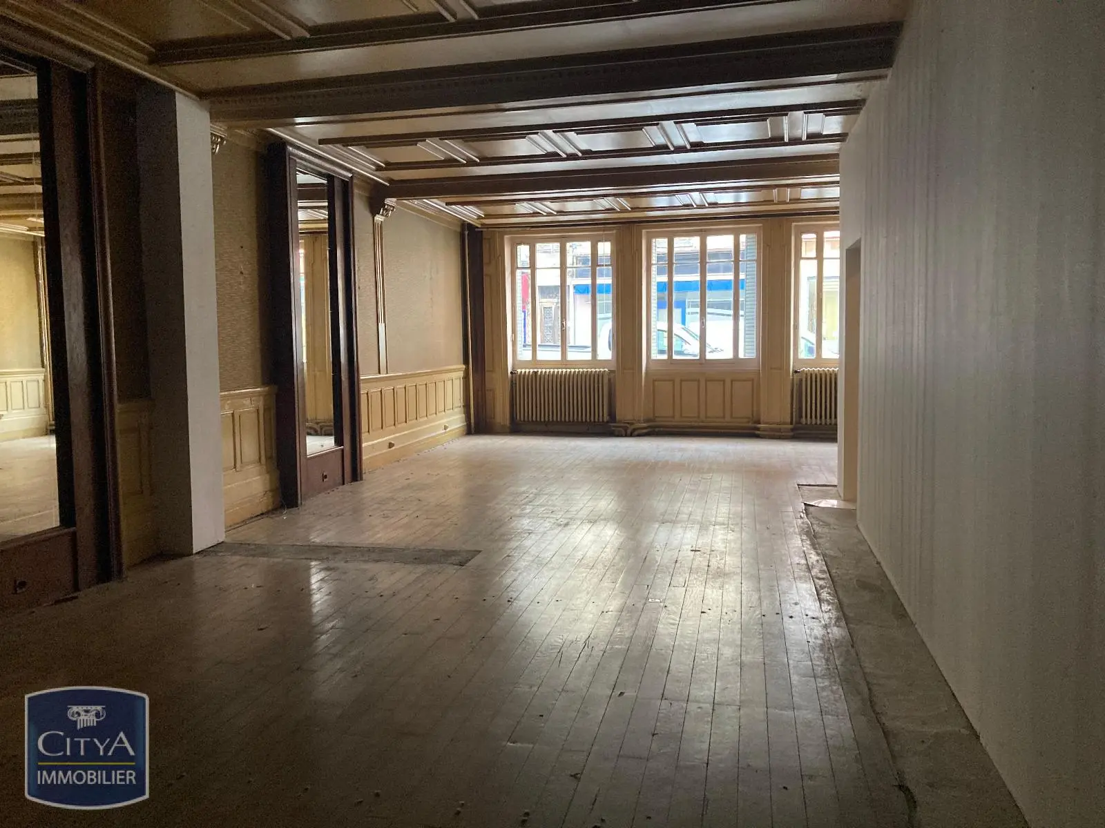 Photo 3 Local Professionnel 3 pièces 118m²