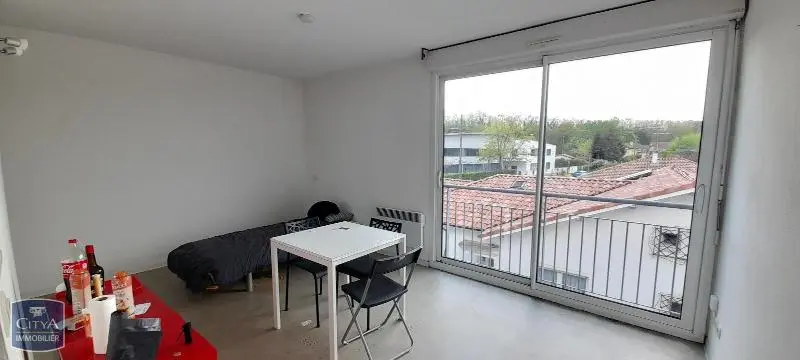 Photo 1 Appartement 1 pièce 27.26m²