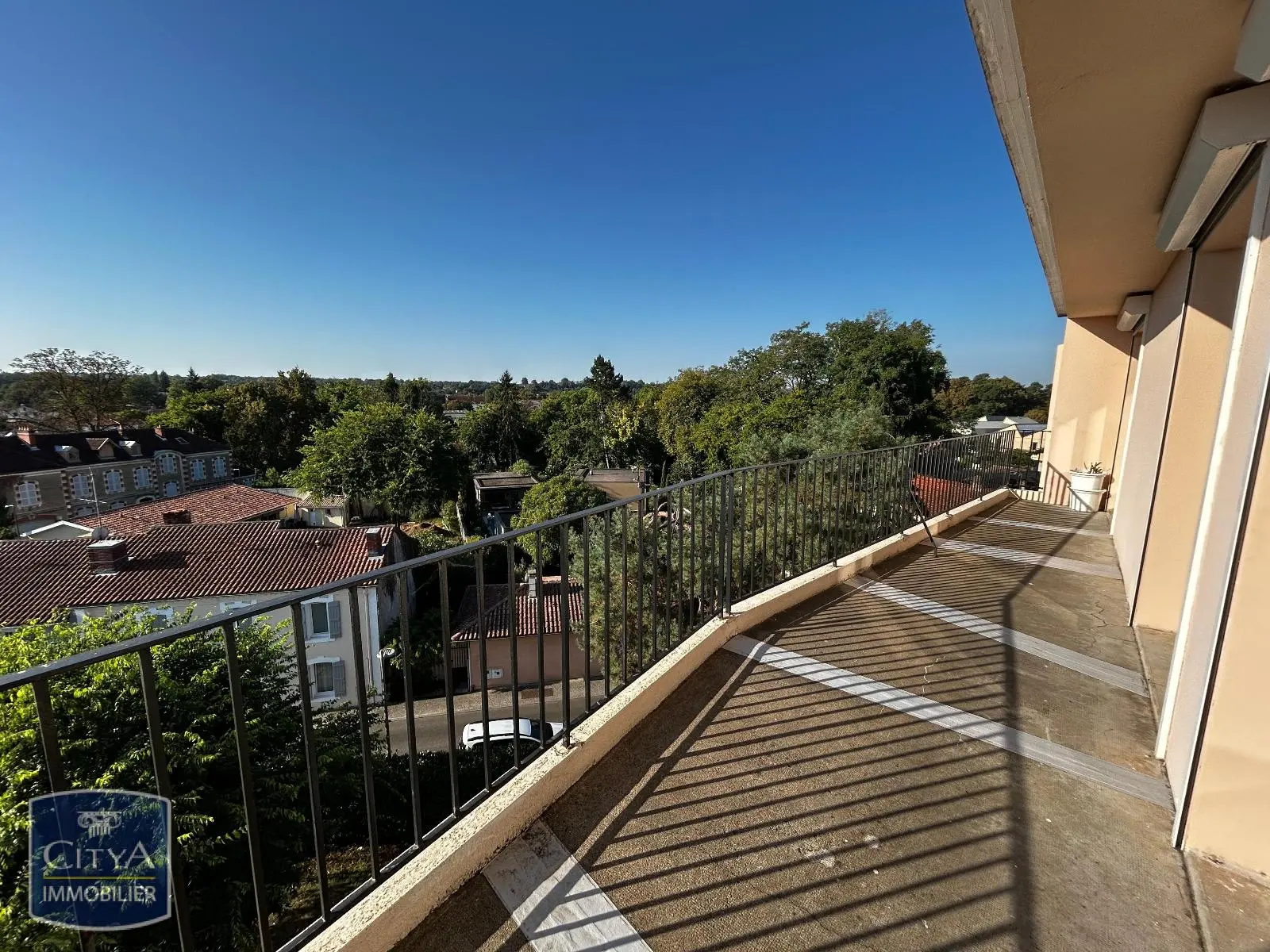 Photo 11 Appartement 5 pièces 110.81m²