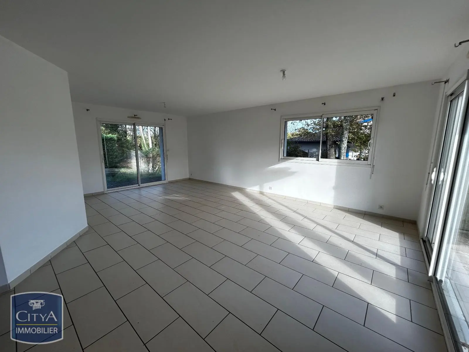 Photo 2 Maison 6 pièces 135.41m²