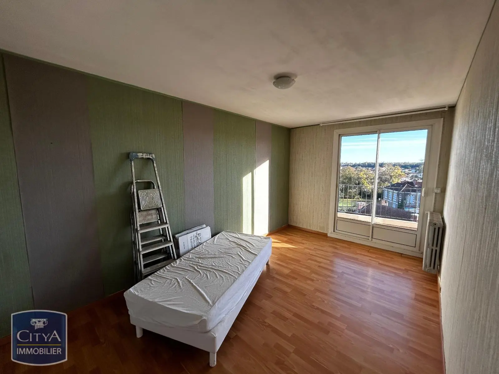 Photo 13 Appartement 5 pièces 110.81m²