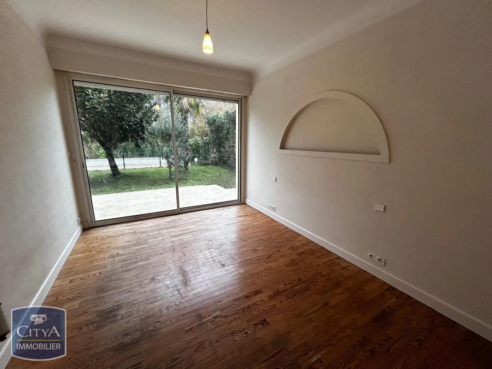 Photo 18 Maison 7 pièces 198.85m²