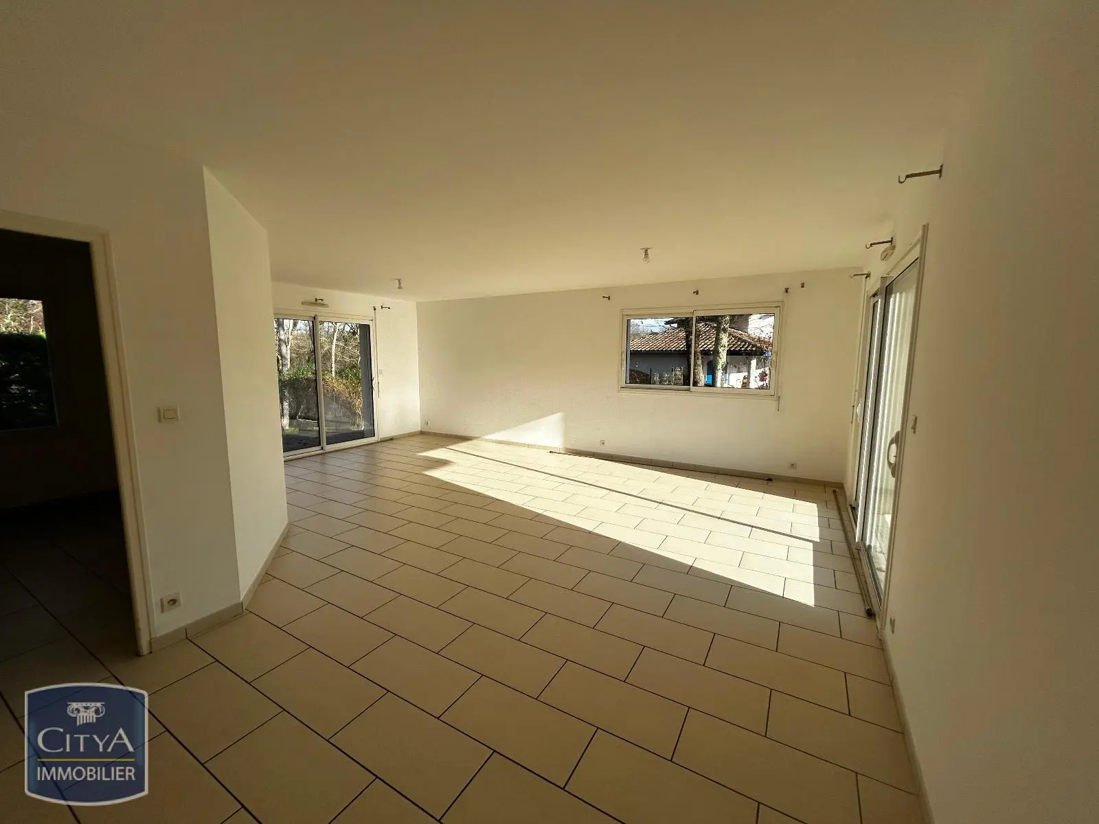 Photo 2 Maison 6 pièces 135.41m²