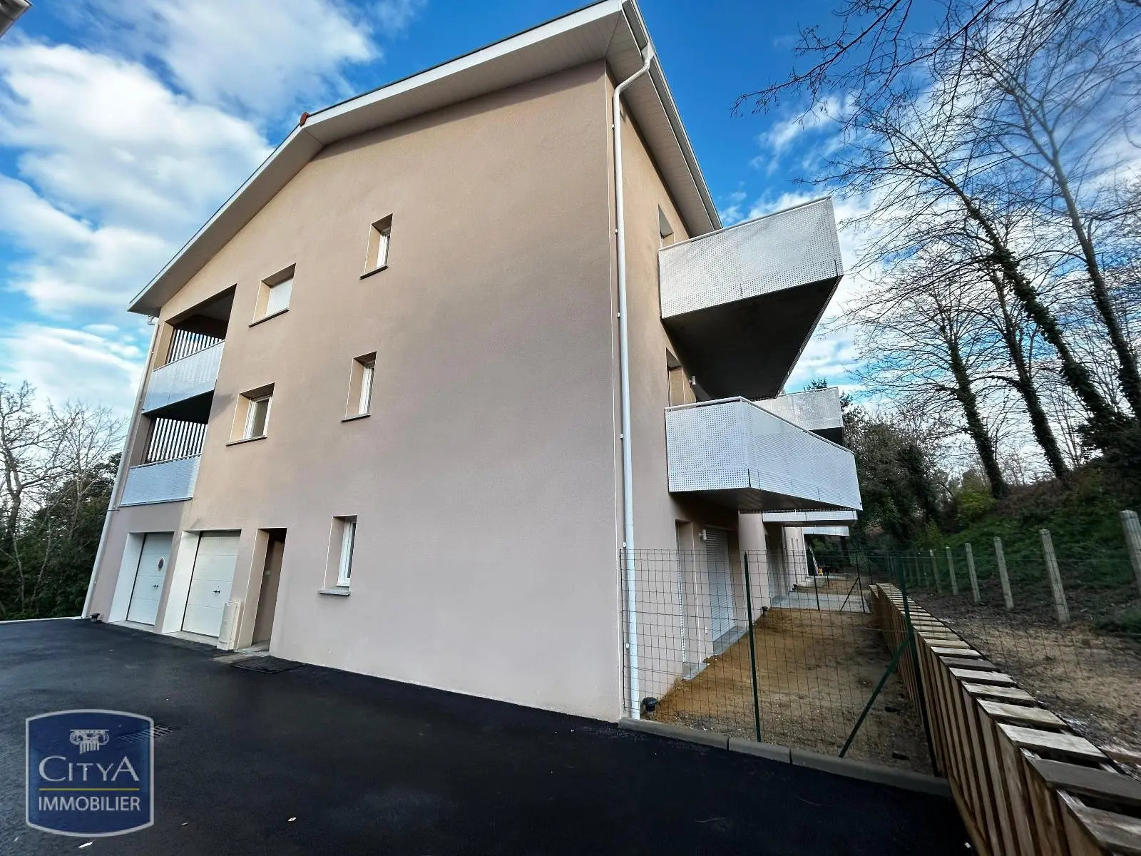 Photo 2 Appartement 2 pièces 52.8m²