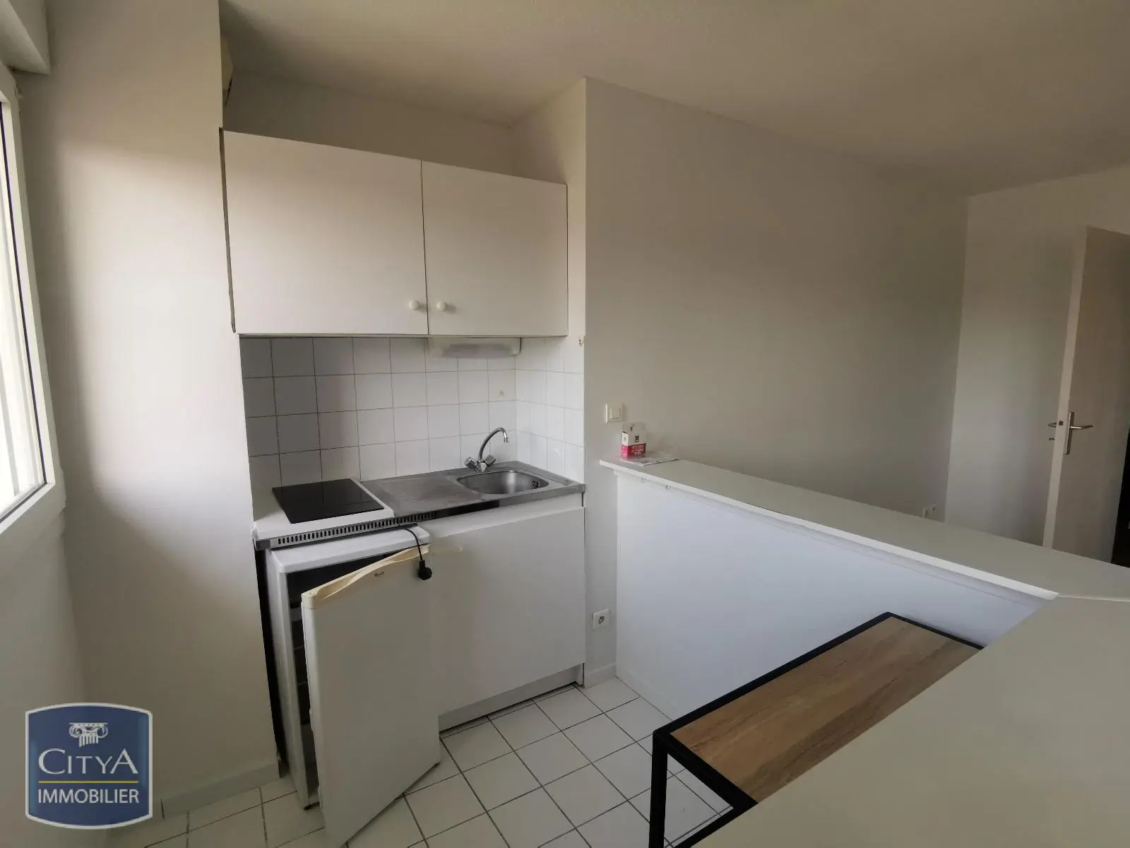 Photo 2 Appartement 1 pièce 32.05m²