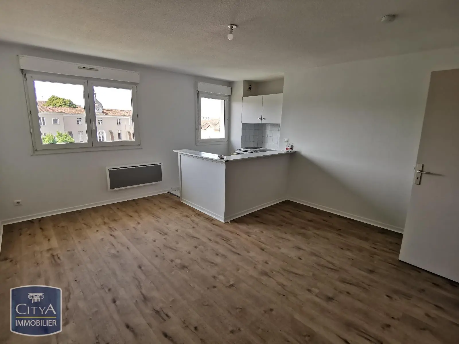 Photo 1 Appartement 1 pièce 32.05m²