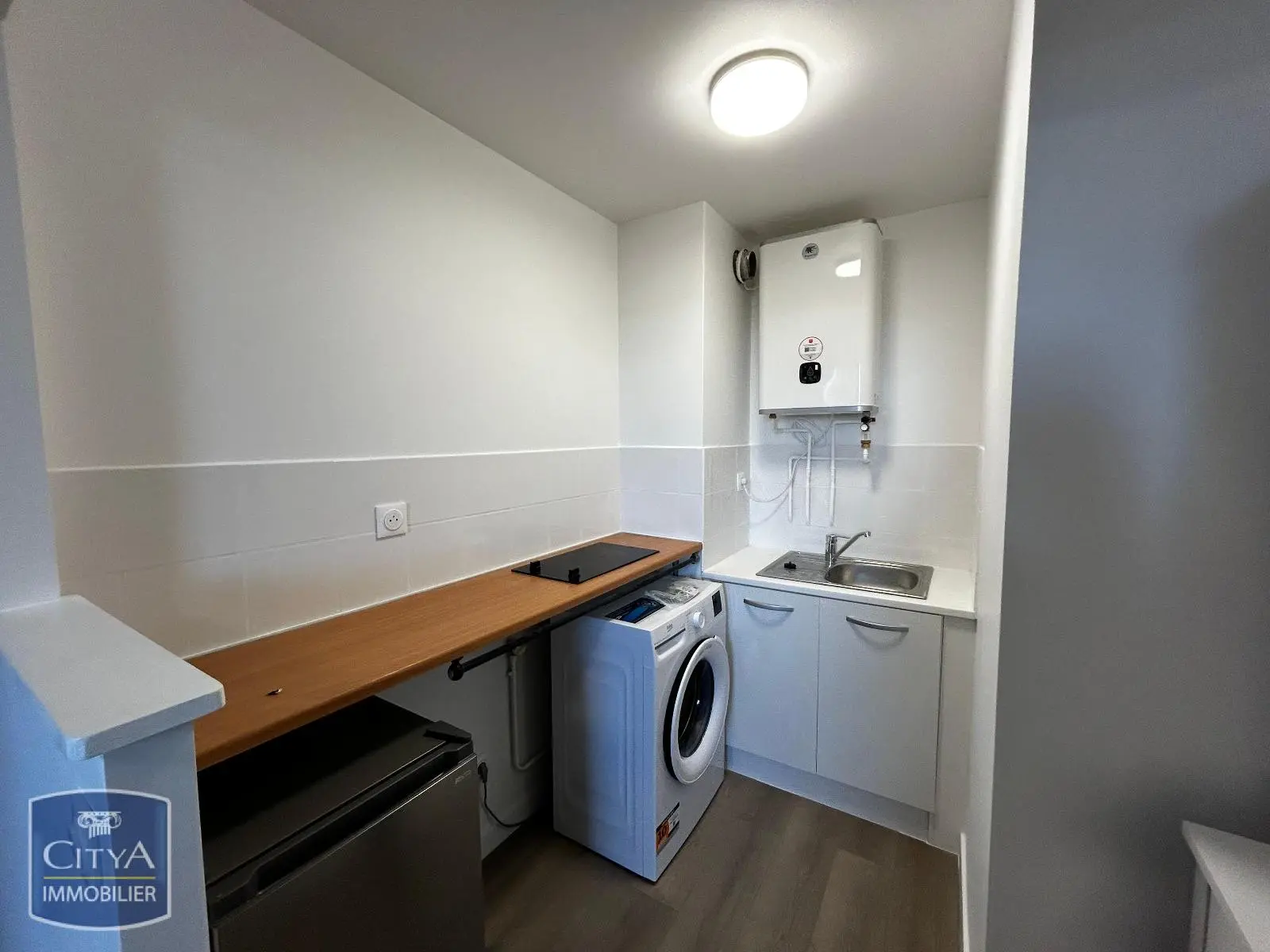 Photo 3 Appartement 1 pièce 28.42m²