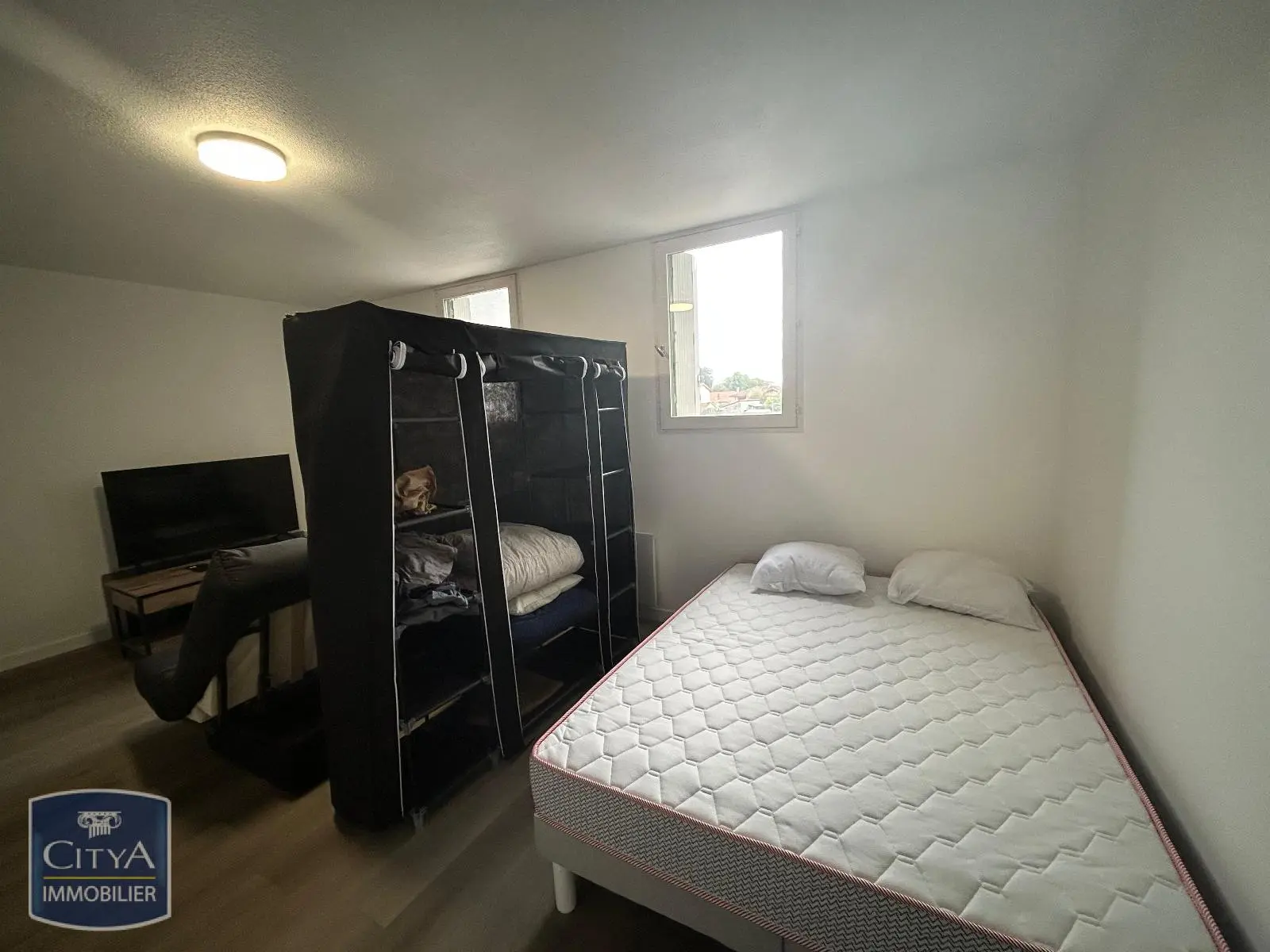 Photo 2 Appartement 1 pièce 28.42m²