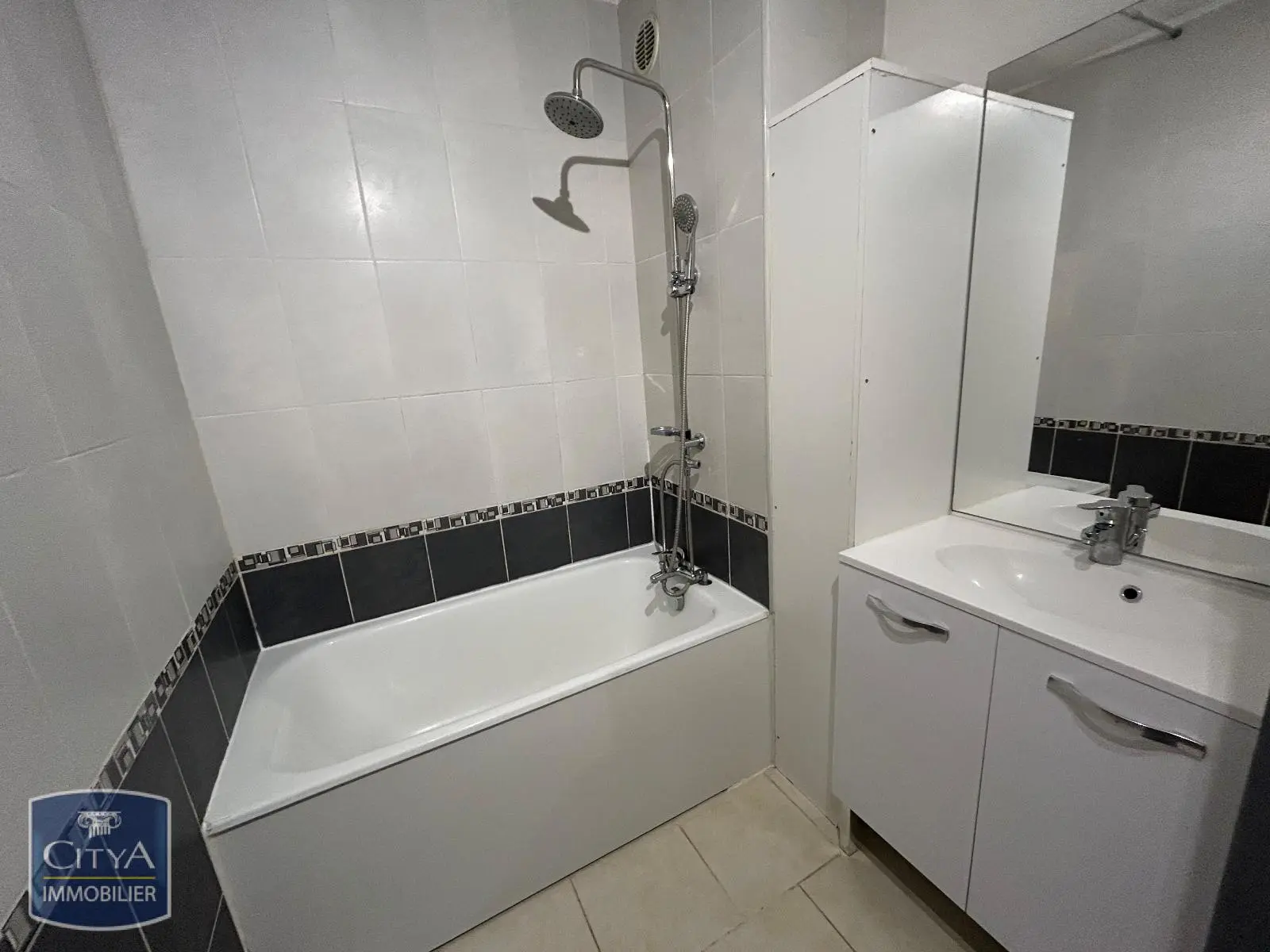 Photo 4 Appartement 1 pièce 33.33m²