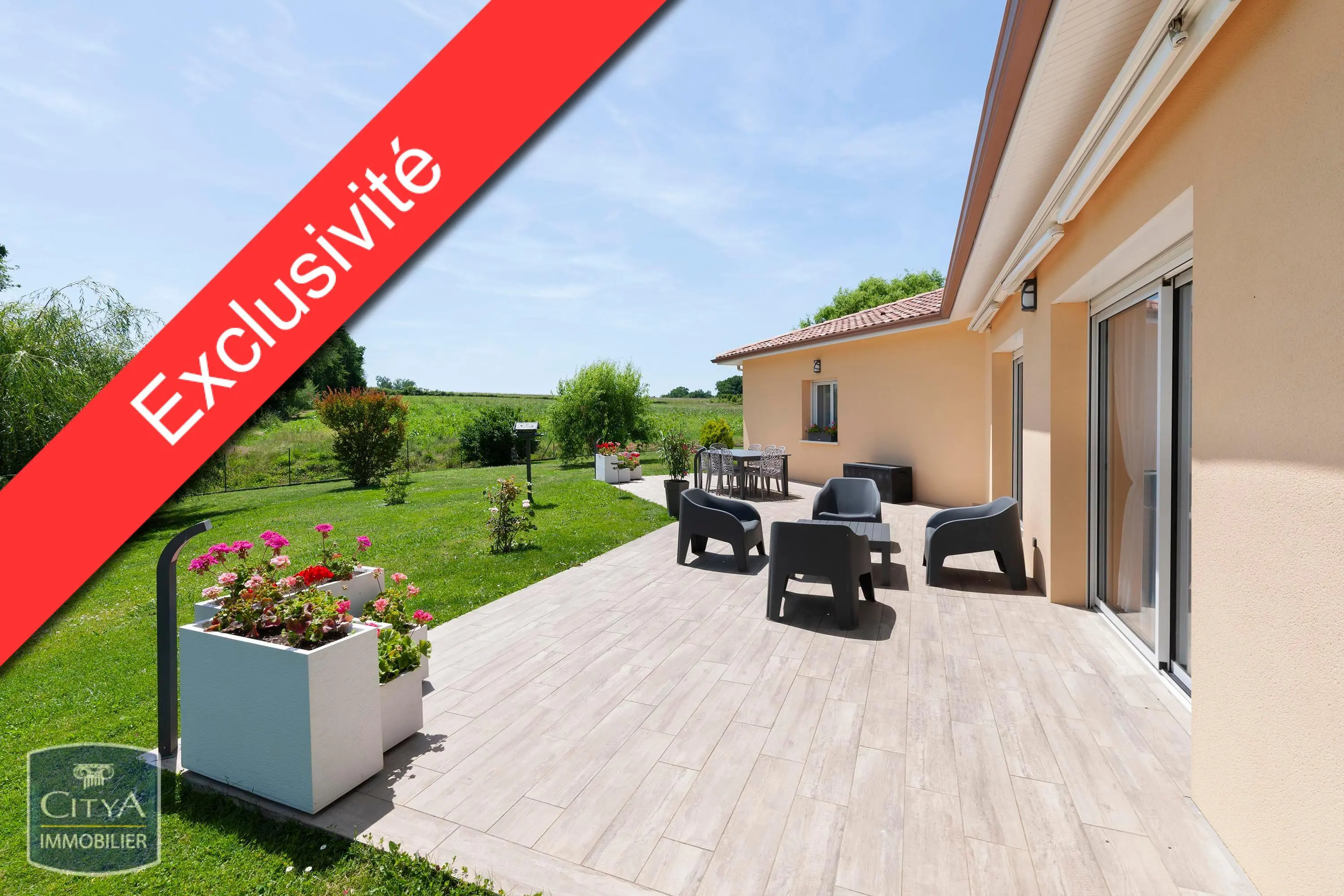 Photo 1 Maison 5 pièces 167m²