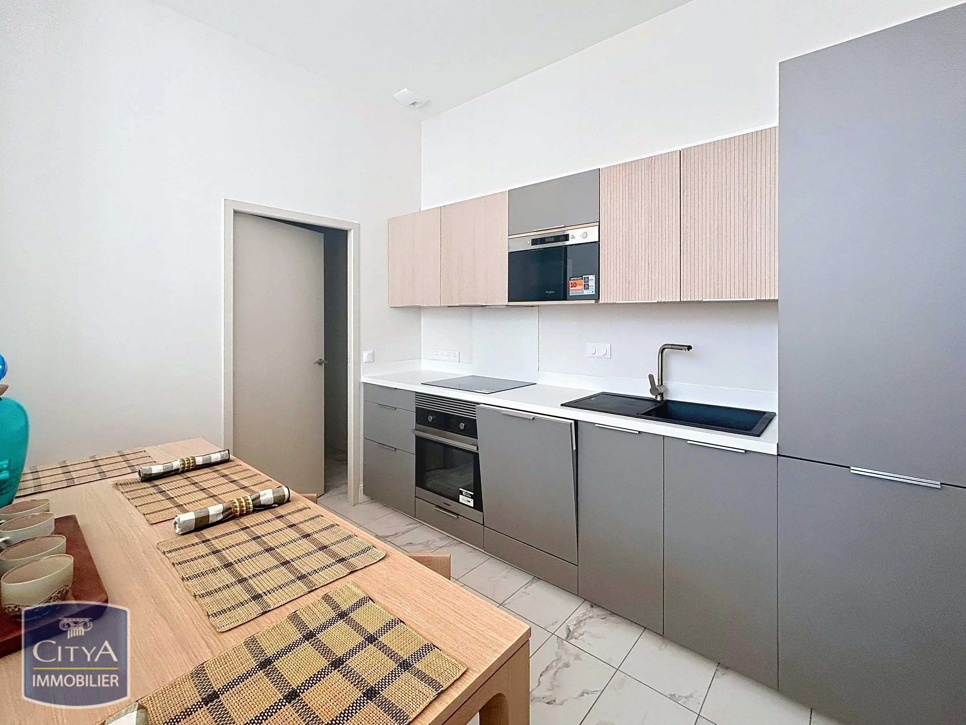 Photo 2 Appartement 3 pièces 80.79m²