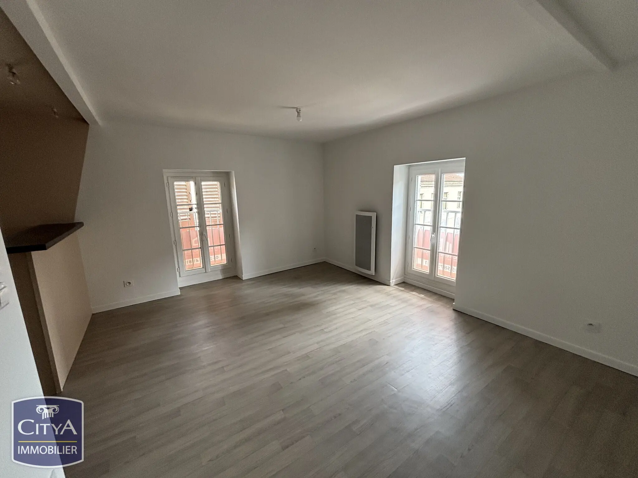 Photo 10 Immeuble 296.37m²