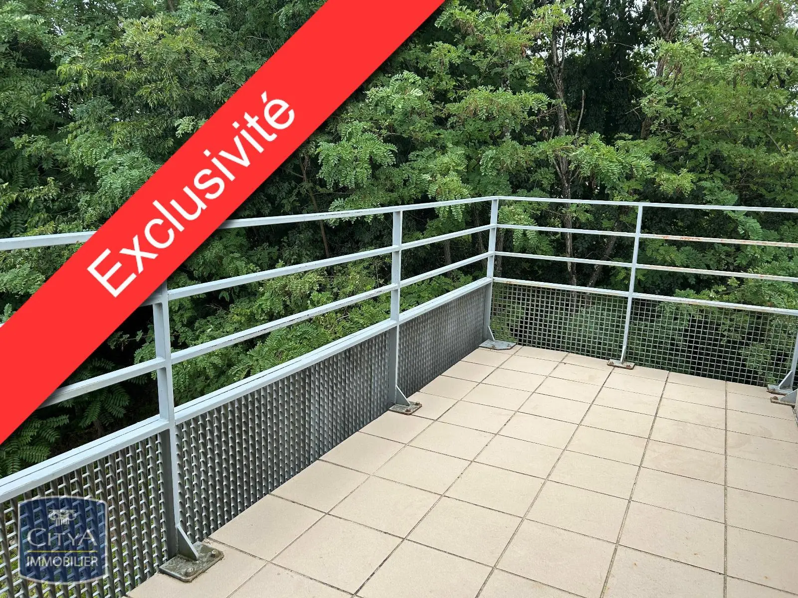Photo 1 Appartement 1 pièce 33.08m²