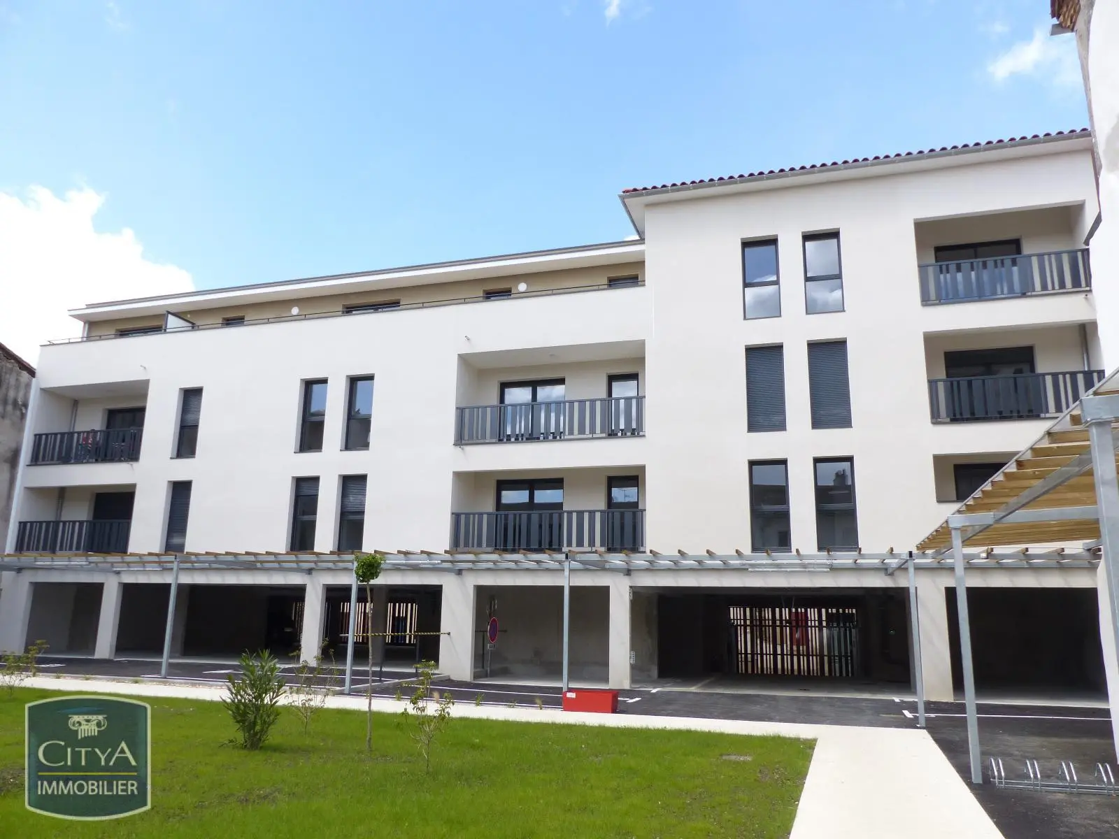 Photo 1 Parking 11m²