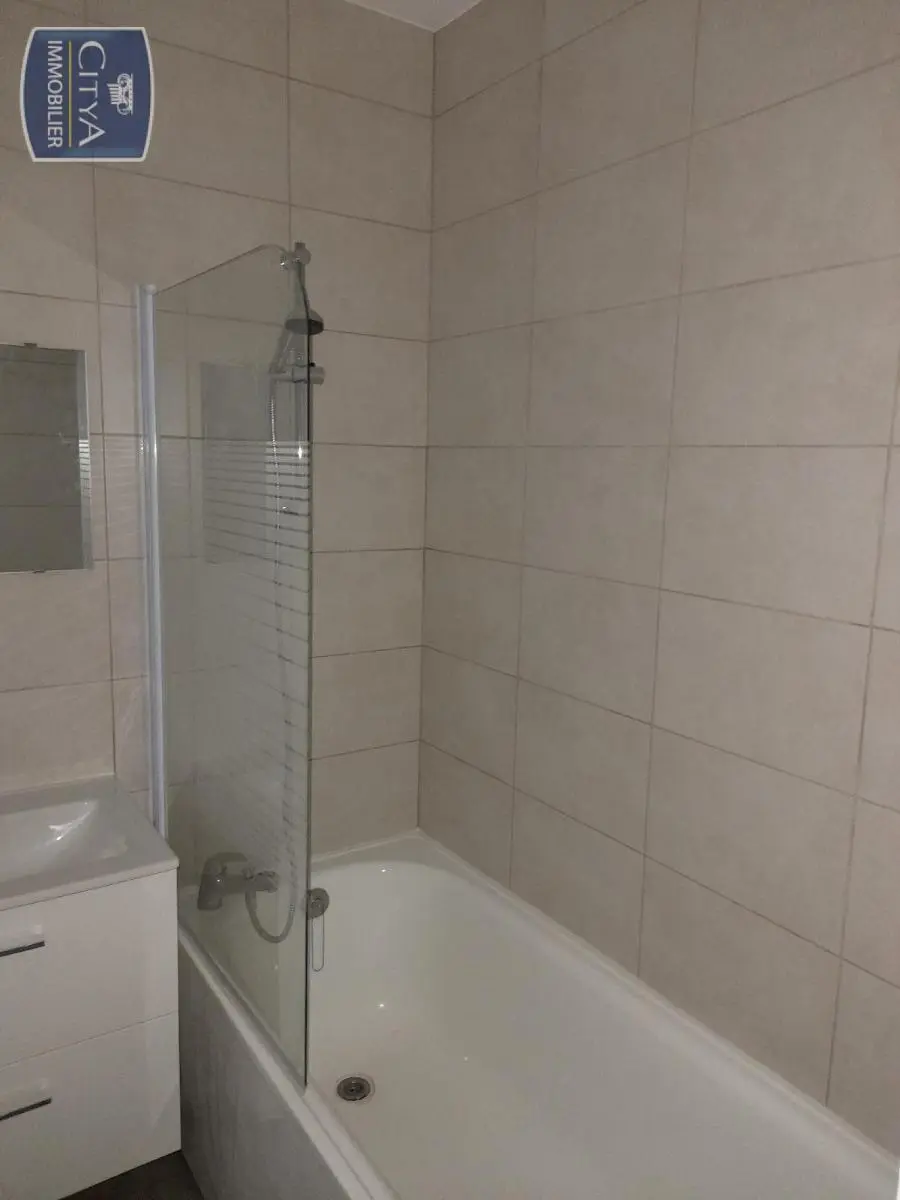 Photo 4 Appartement 1 pièce 27.98m²