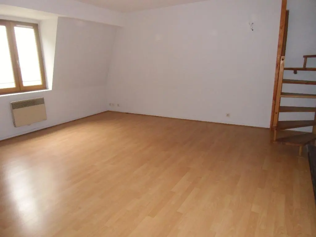 Photo 1 Appartement 2 pièces 67m²