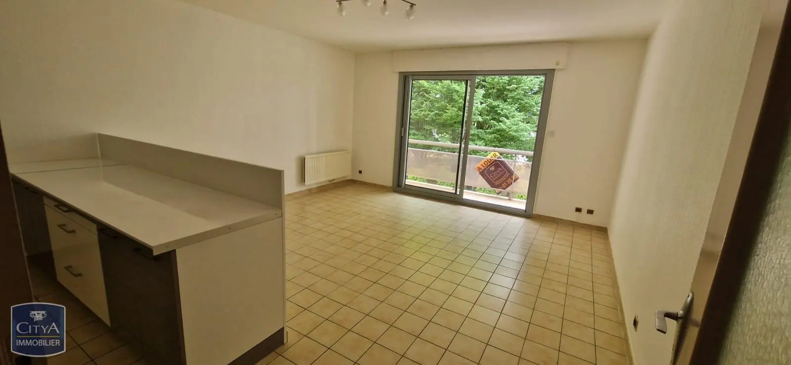 Photo 1 Appartement 1 pièce 36.08m²