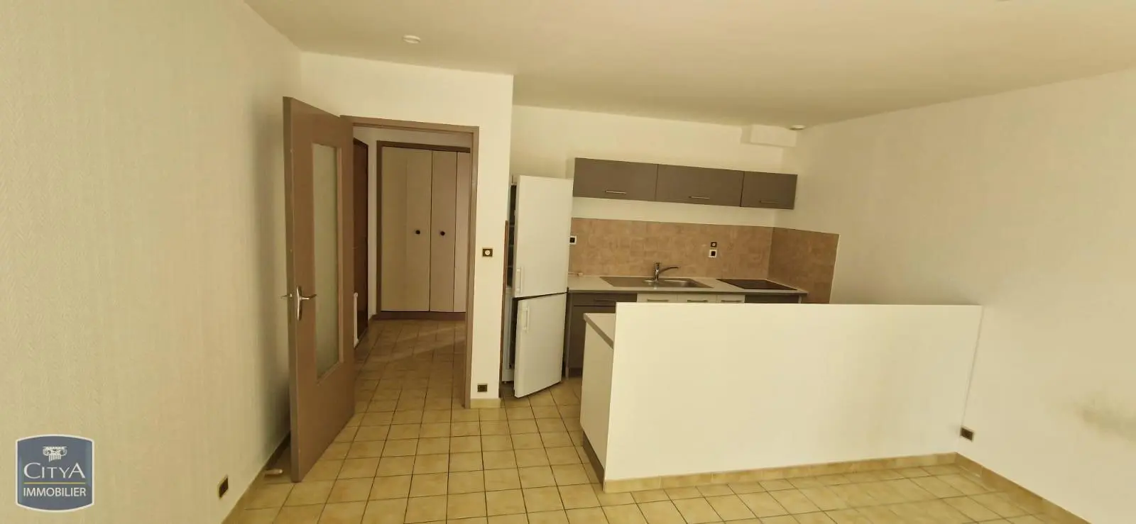 Photo 2 Appartement 1 pièce 36.08m²