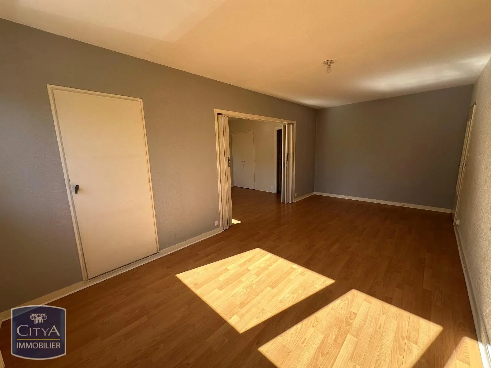 Photo 2 Appartement 4 pièces 82.07m²