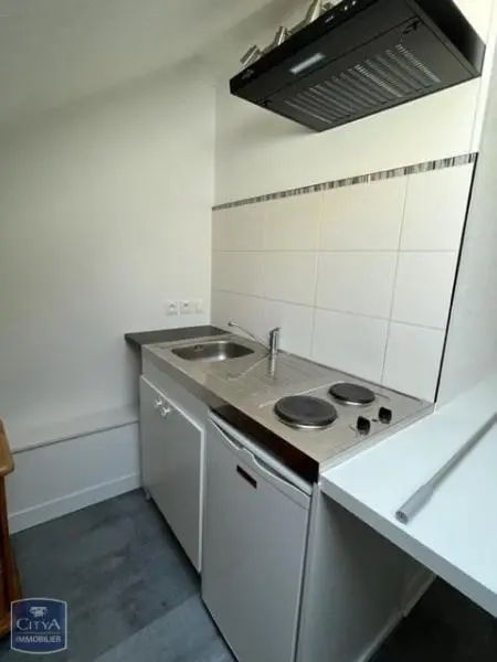 Photo 2 Appartement 1 pièce 15.6m²