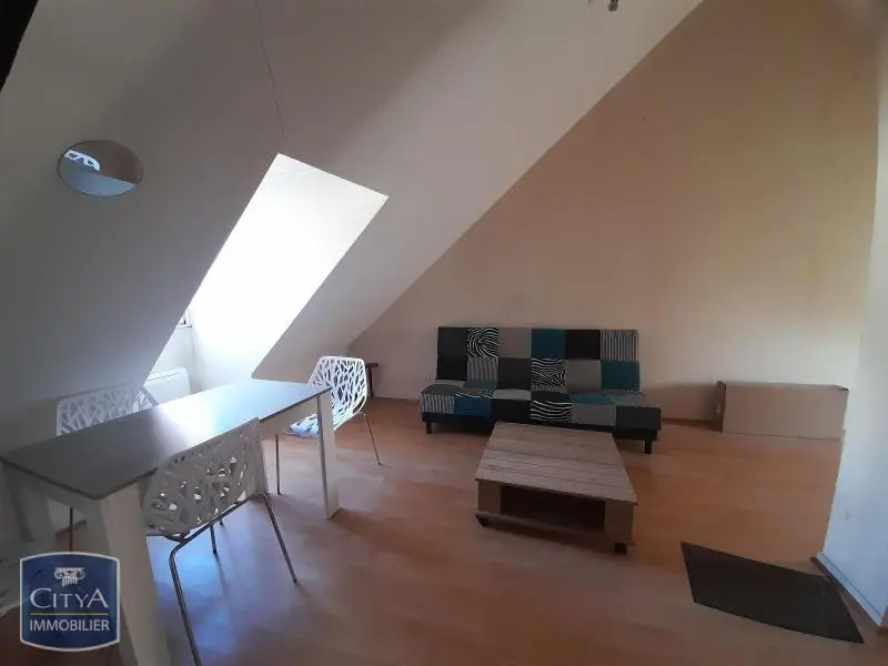 Photo 2 Appartement 1 pièce 35.77m²