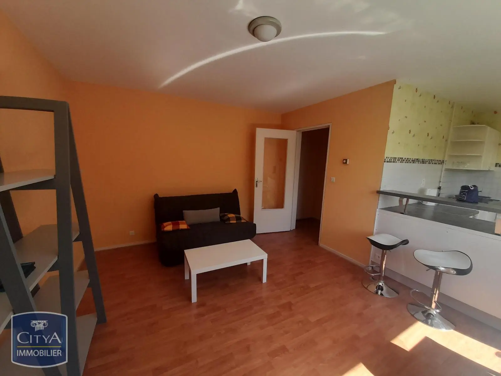 Photo 2 Appartement 1 pièce 27.93m²