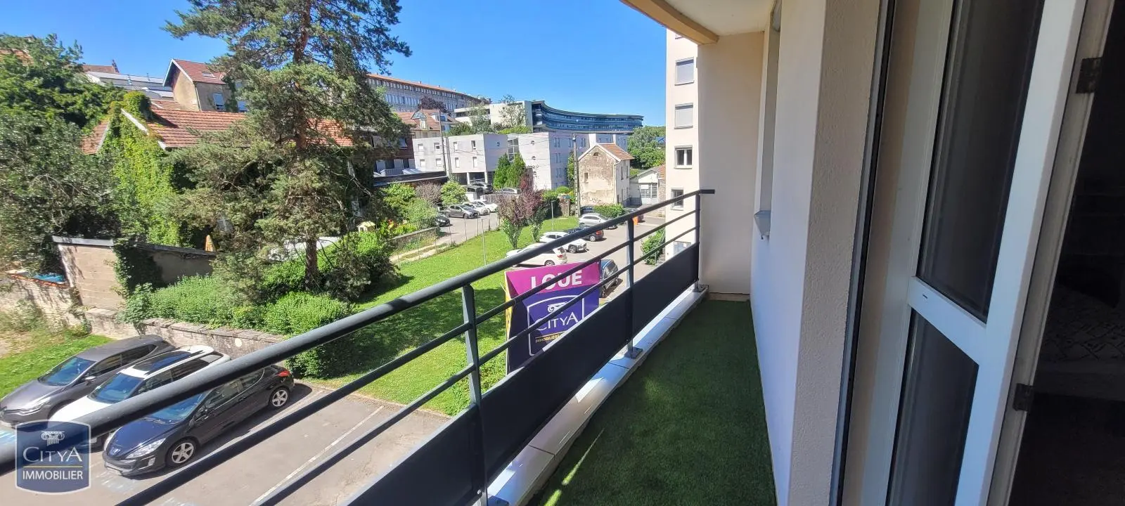 Photo 2 Appartement 1 pièce 31.06m²