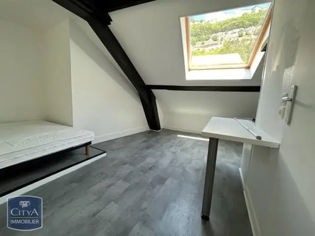 Photo 1 Appartement 1 pièce 15.6m²