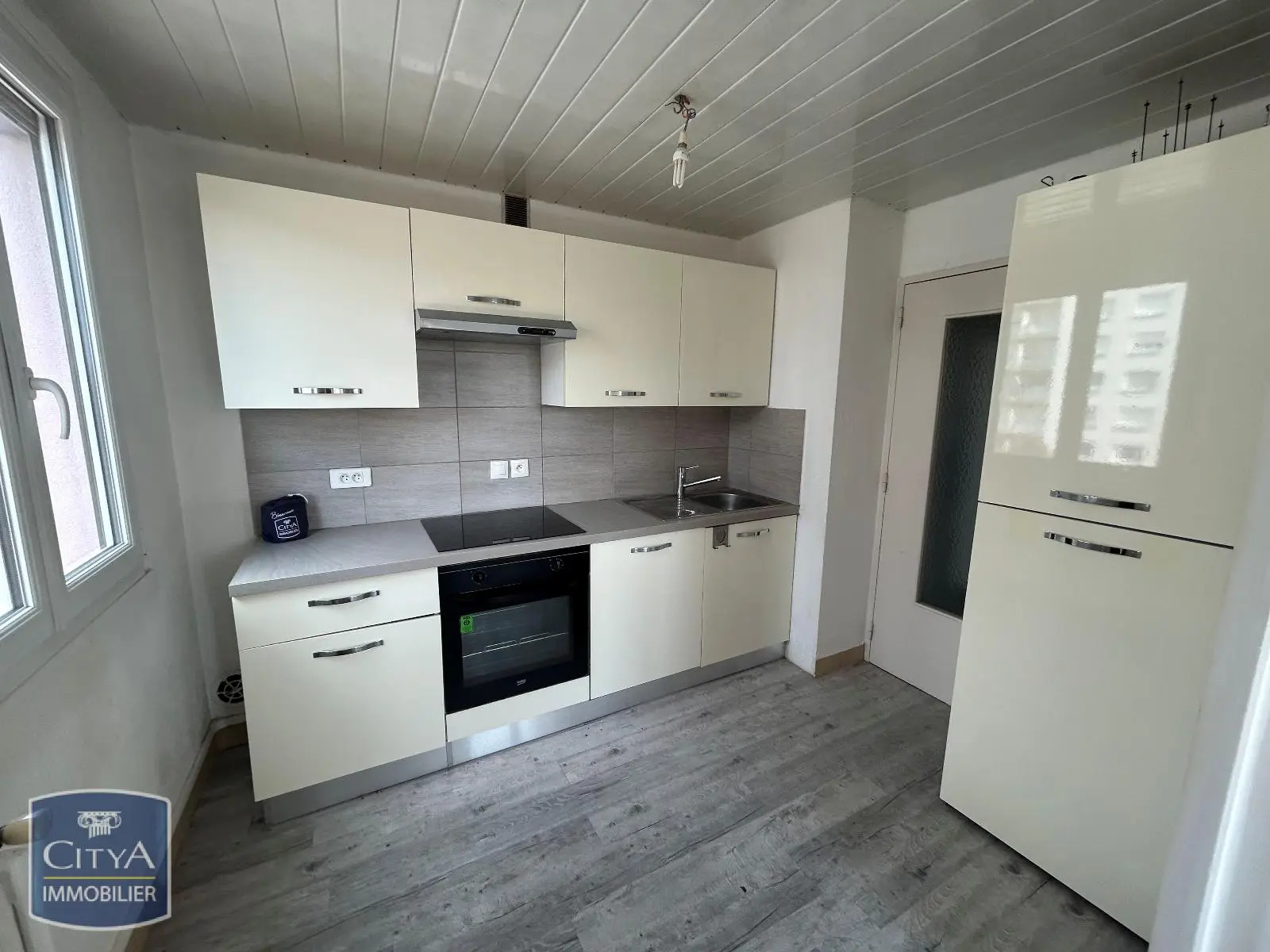 Photo 1 Appartement 4 pièces 67.97m²
