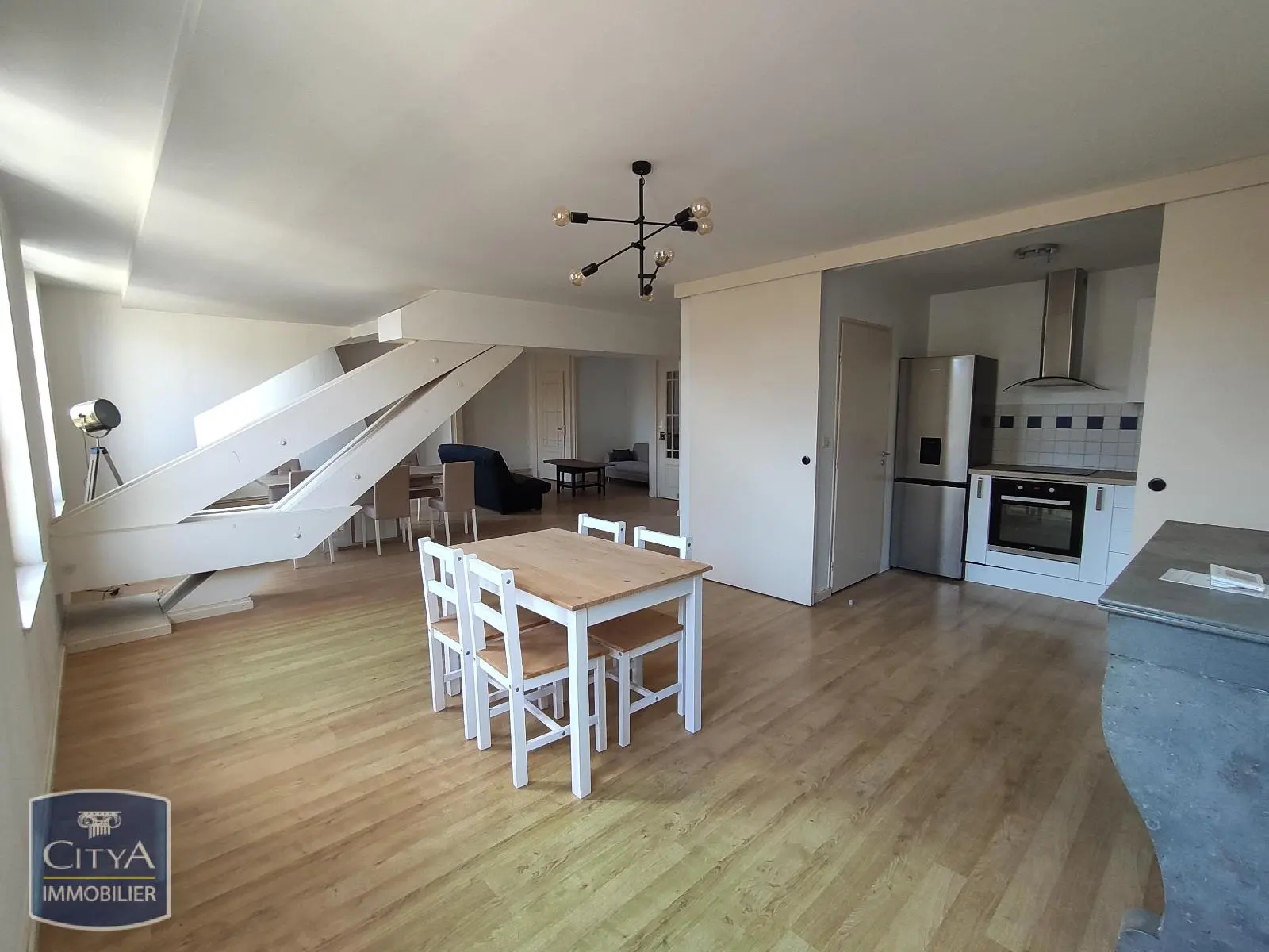 Photo 1 Appartement 3 pièces 117m²