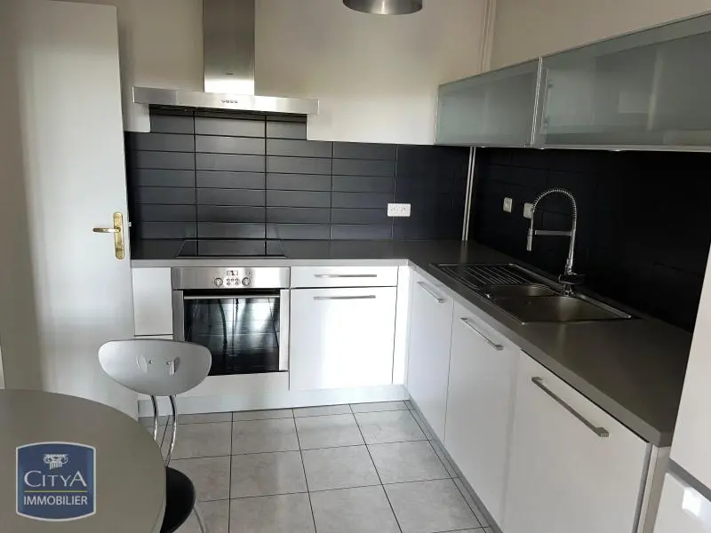 Photo 16 Appartement 4 pièces 100.08m²