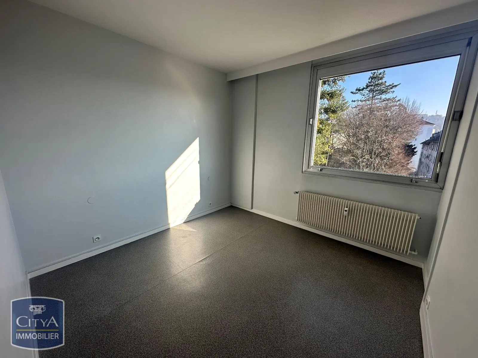 Photo 4 Local Commercial 63.1m²