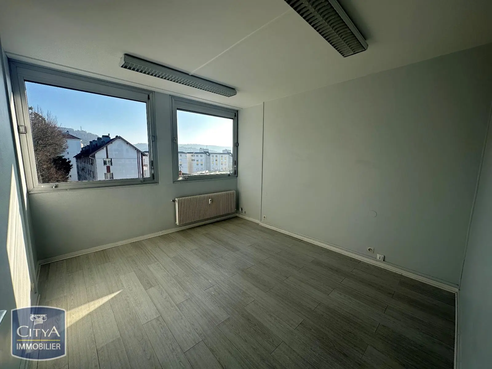 Photo 3 Local Commercial 63.1m²