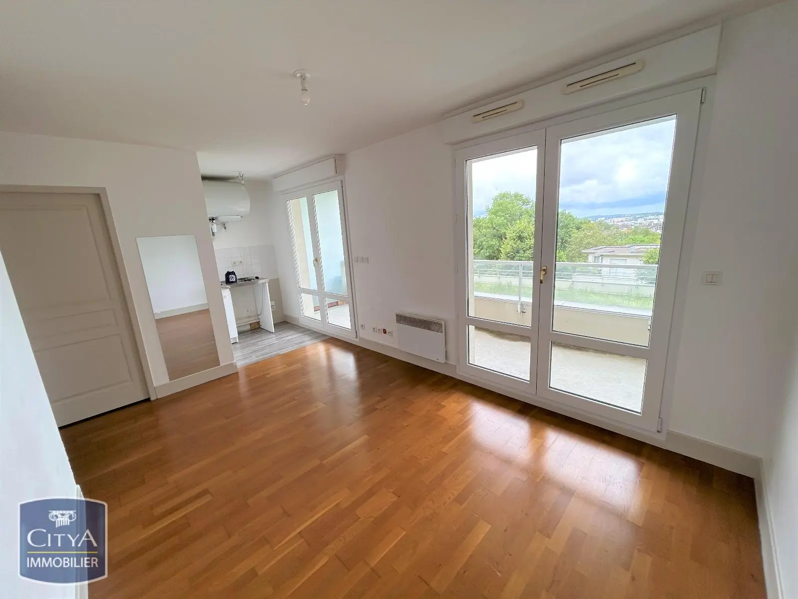 Photo 1 Appartement 1 pièce 19.16m²