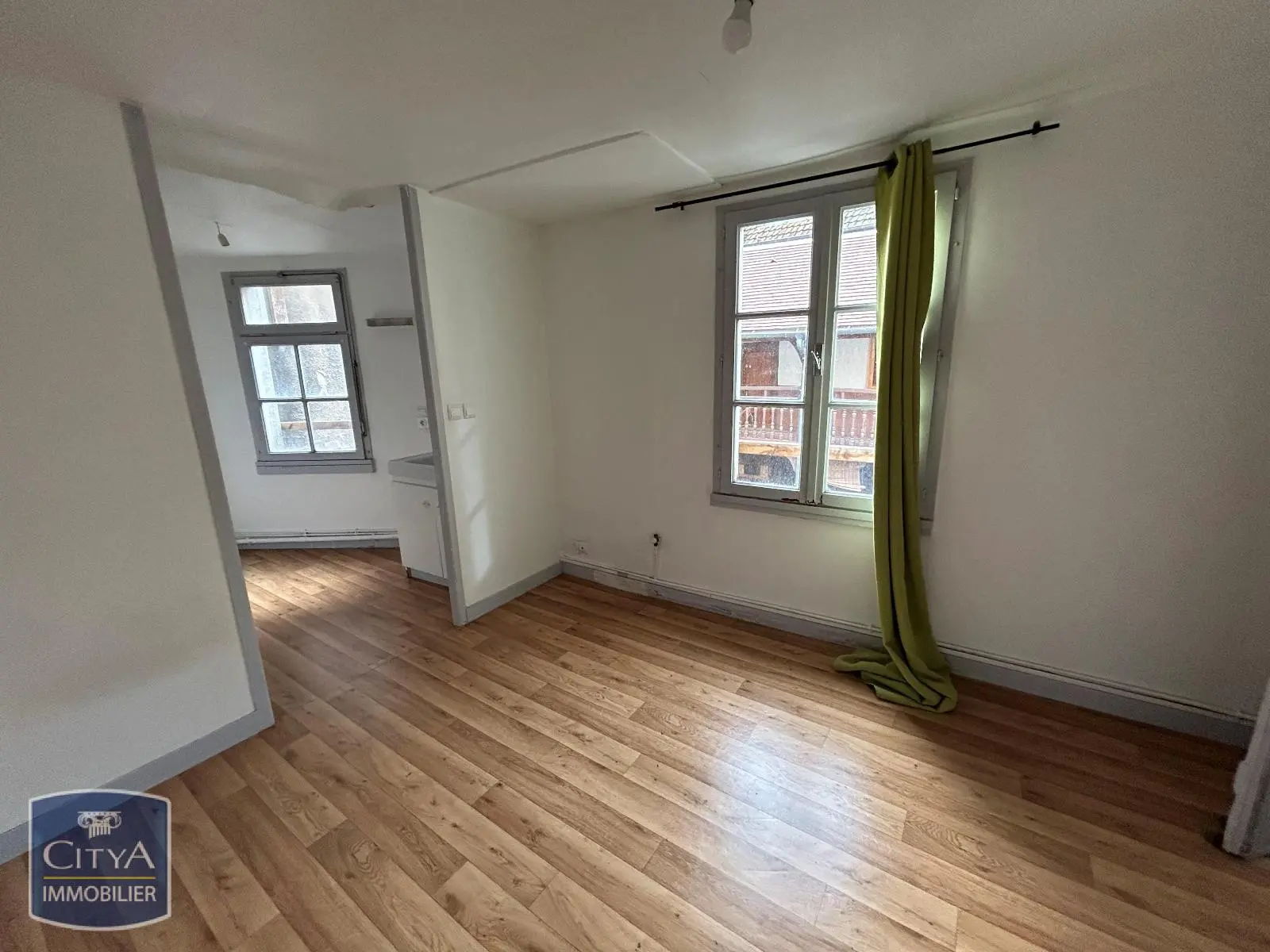 Photo 2 Appartement 1 pièce 17.39m²