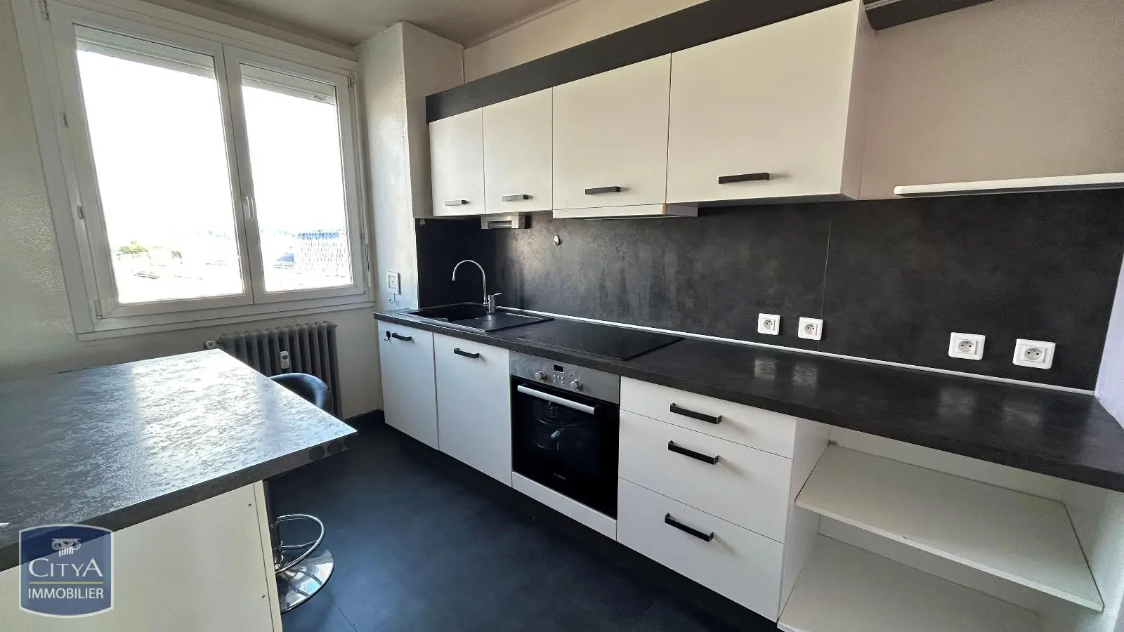 Photo 3 Appartement 5 pièces 88.37m²