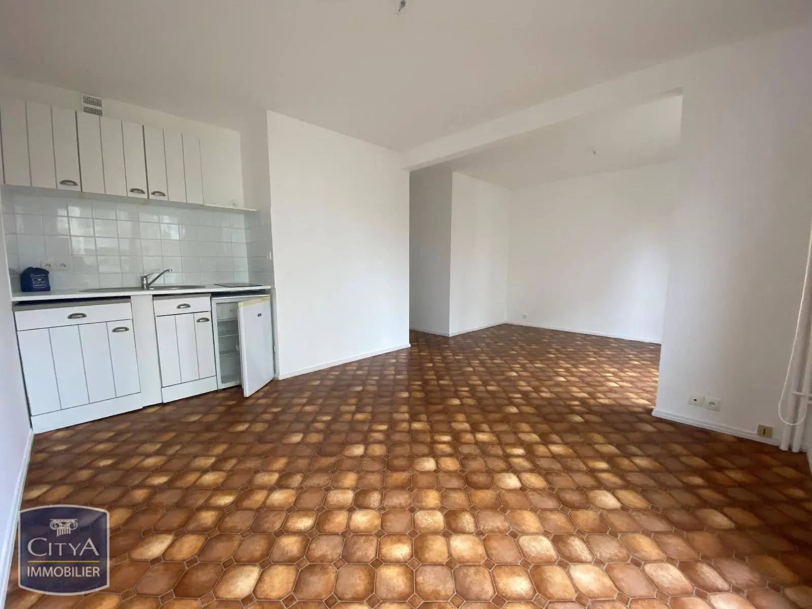 Photo 1 Appartement 1 pièce 34.18m²