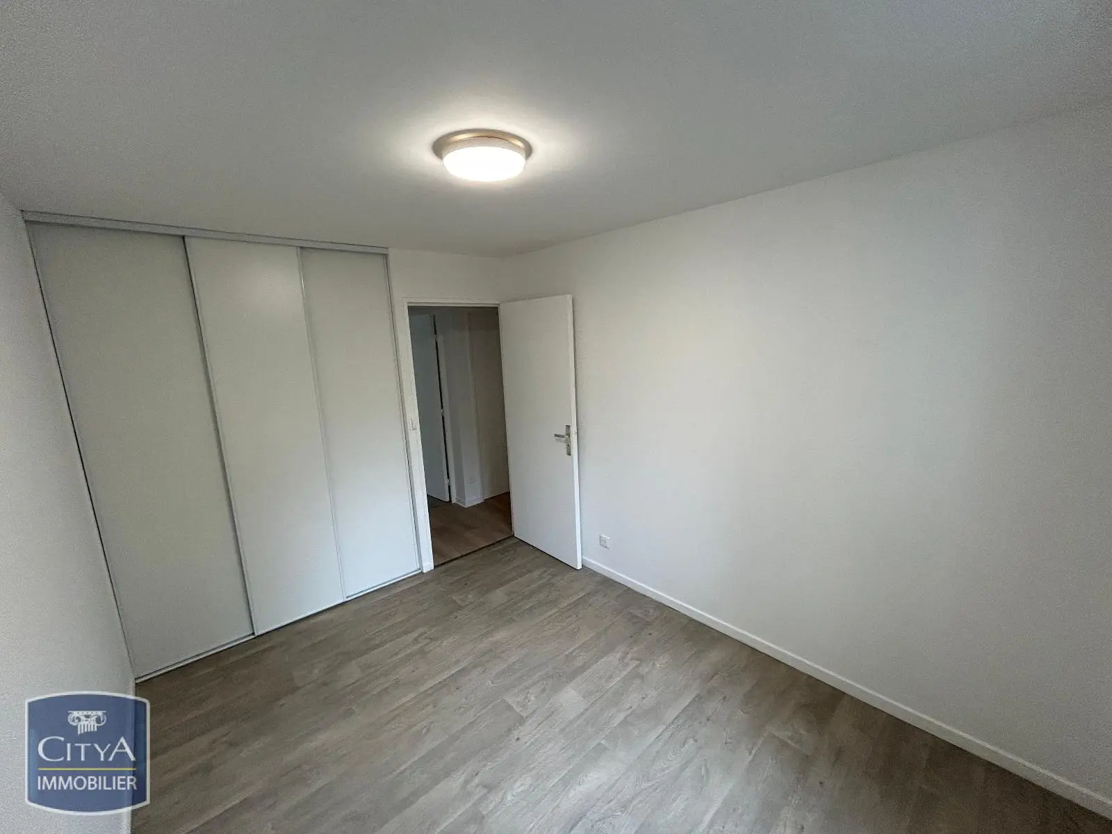 Photo 13 Appartement 5 pièces 99.75m²